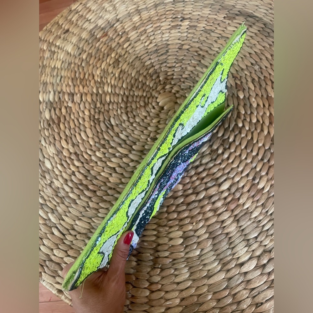 Nila Anthony “ Slime Crime” Sequin Clutch - Picture 9 of 11